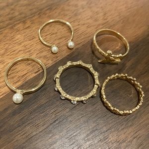 NWT Gold Ring Set